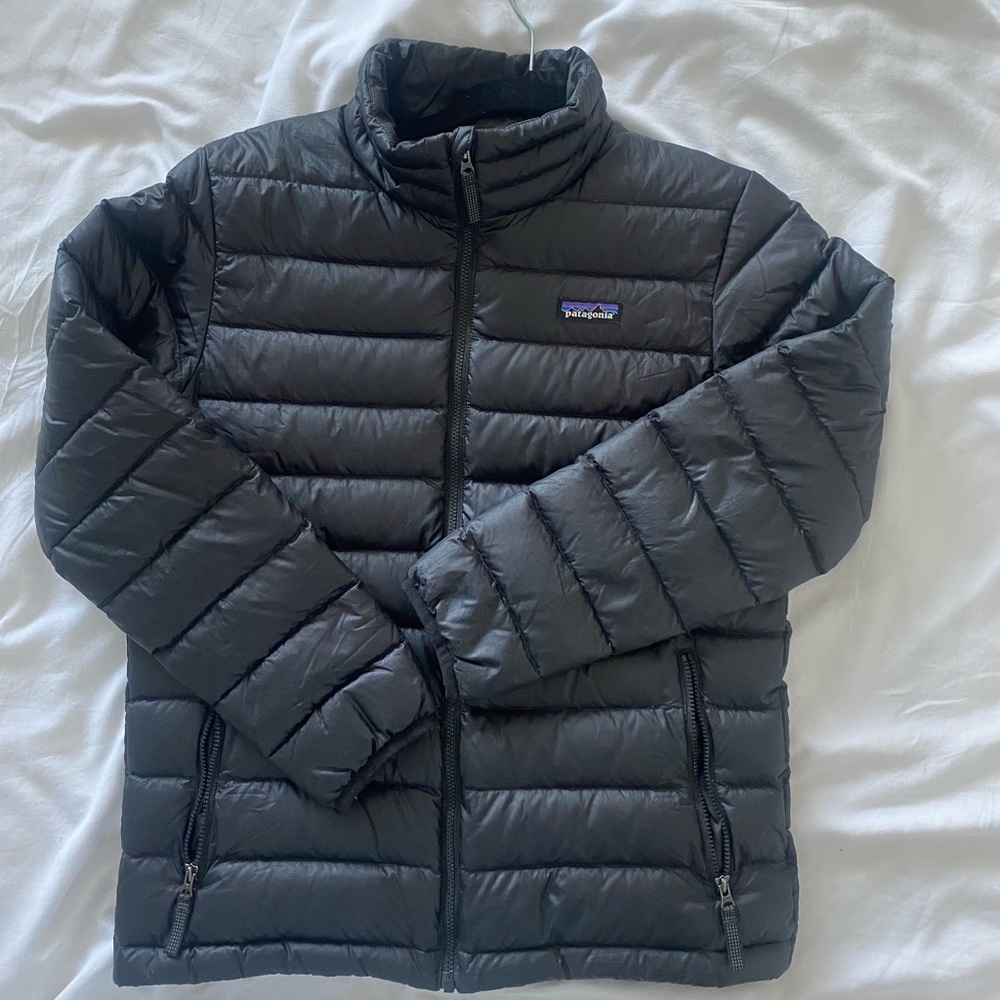 Fits women’s small